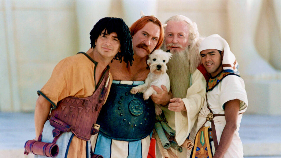 “Astérix y Obélix: Misión Cleopatra” (2002): un cómic hecho película