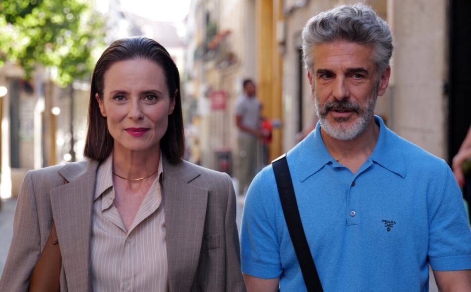 [Crítica] “Amarga Navidad” (2026): Almodóvar contra Almodóvar